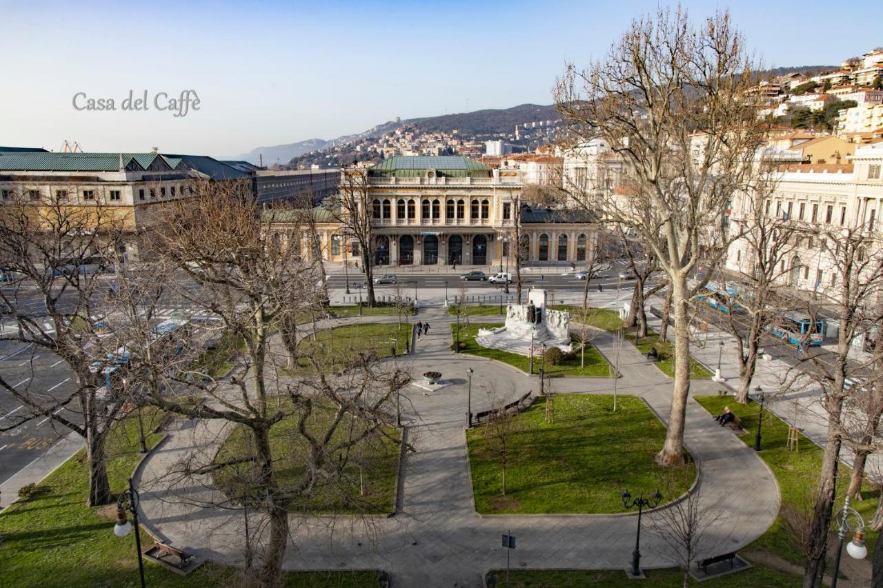 Casa Del Caffe Apartment Trieste Luaran gambar